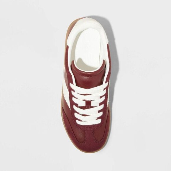 Universal Thread - Women's Spencer Fashion Sneakers with Memory Foam Burgundy - Picture 3 of 4
